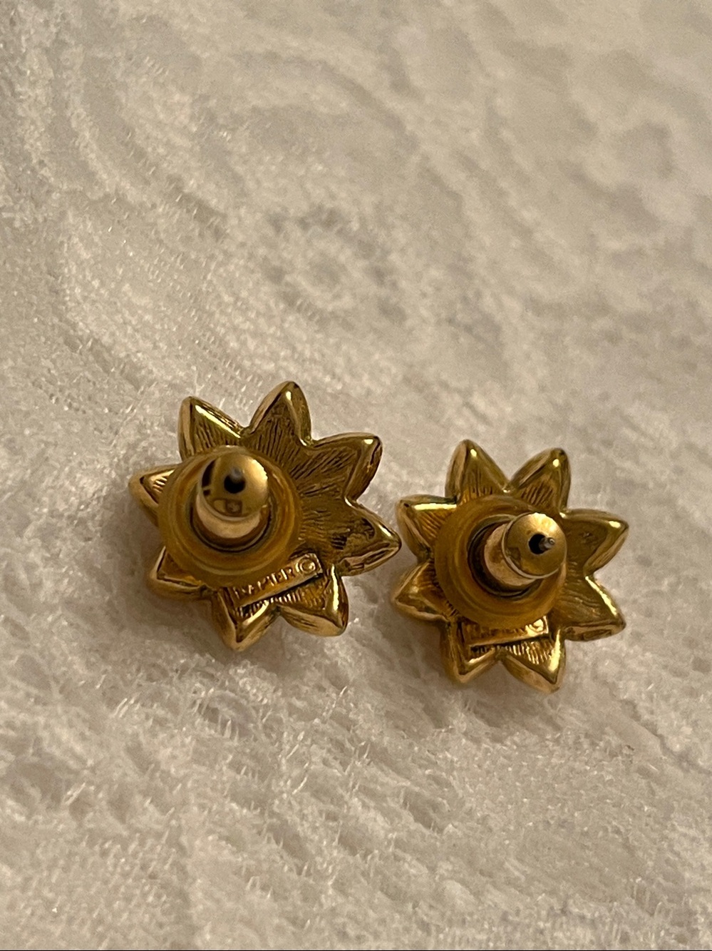 Vintage Napier Gold-Tone Flower Pearl & Crystal Stud Earrings - Picture 2 of 3